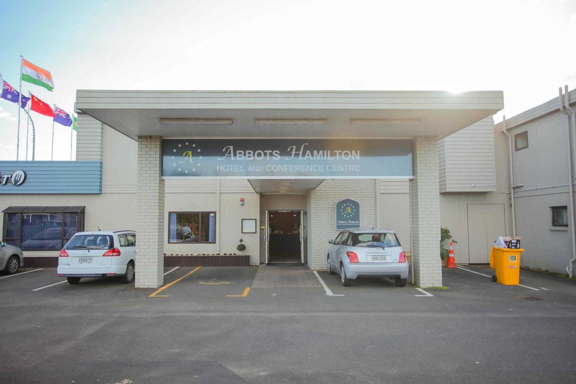 Abbots Hamilton - Hotel And Conference Centre Luaran gambar