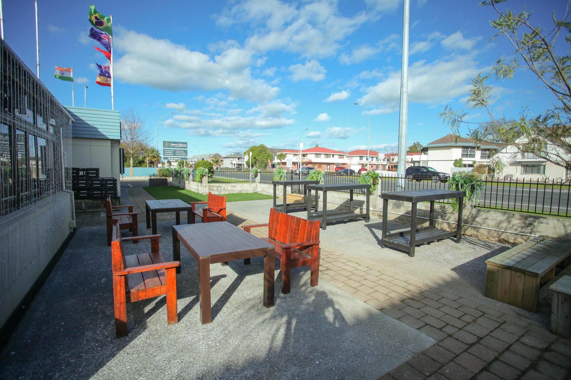Abbots Hamilton - Hotel And Conference Centre Luaran gambar